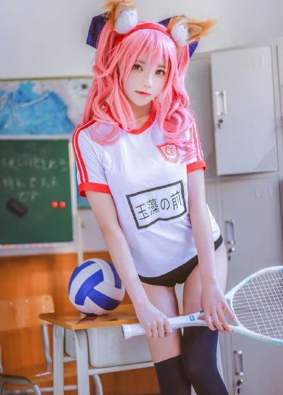 五月一区二区三区_电影无删减版